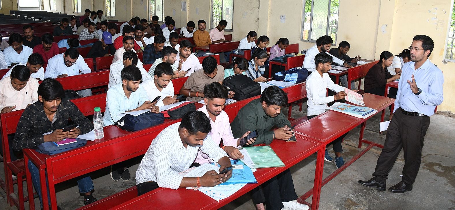  मुख्यमंत्री मिशन रोजगार योजना के तहत रोजगार मेले का आयोजन किया गया।