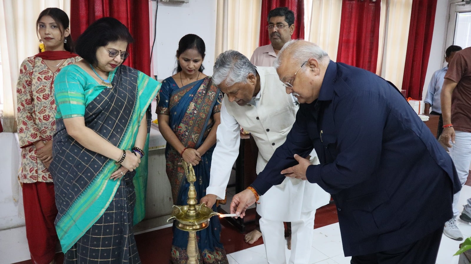 बीबीएयू में राजभाषा हिंदी उत्सव का हुआ समापन। 
