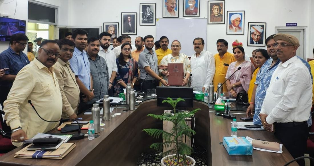 नगर निगम कार्यकारिणी की बैठक में लिए गए अहम फैसले। नगर निगम कार्यकारिणी की बैठक में लिए गए अहम फैसले।