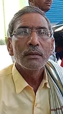 दातागंज-शाहजहांपुर रोड पर मानपुर पुलिया के ऊपर से निकलता पानी। संवाद दातागंज-शाहजहांपुर रोड पर मानपुर पुलिया के ऊपर से निकलता पानी। संवाद