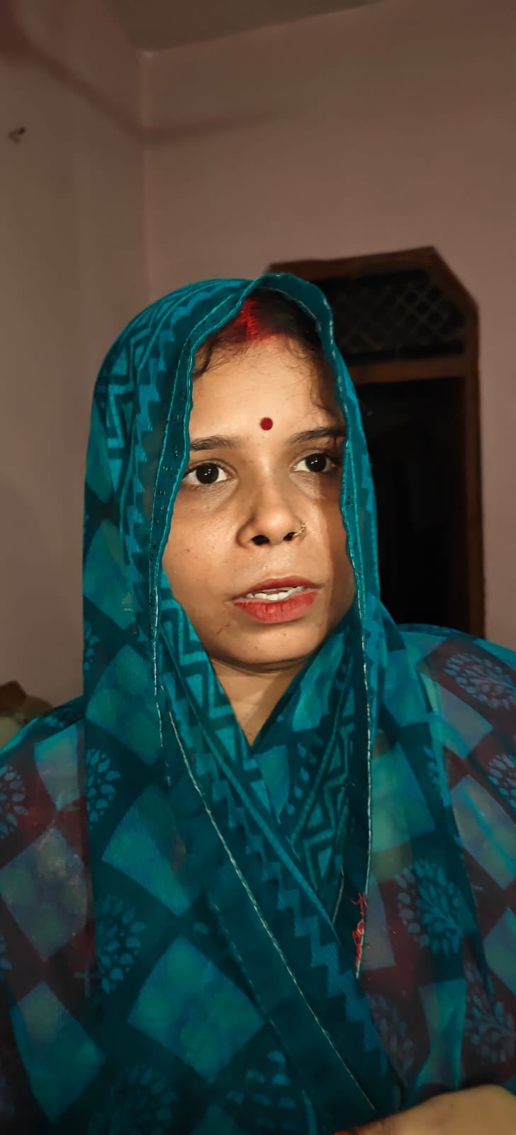 फोटो - 16 घटना स्थल पर जांच पड़ताल करती पुलिस। संवाद