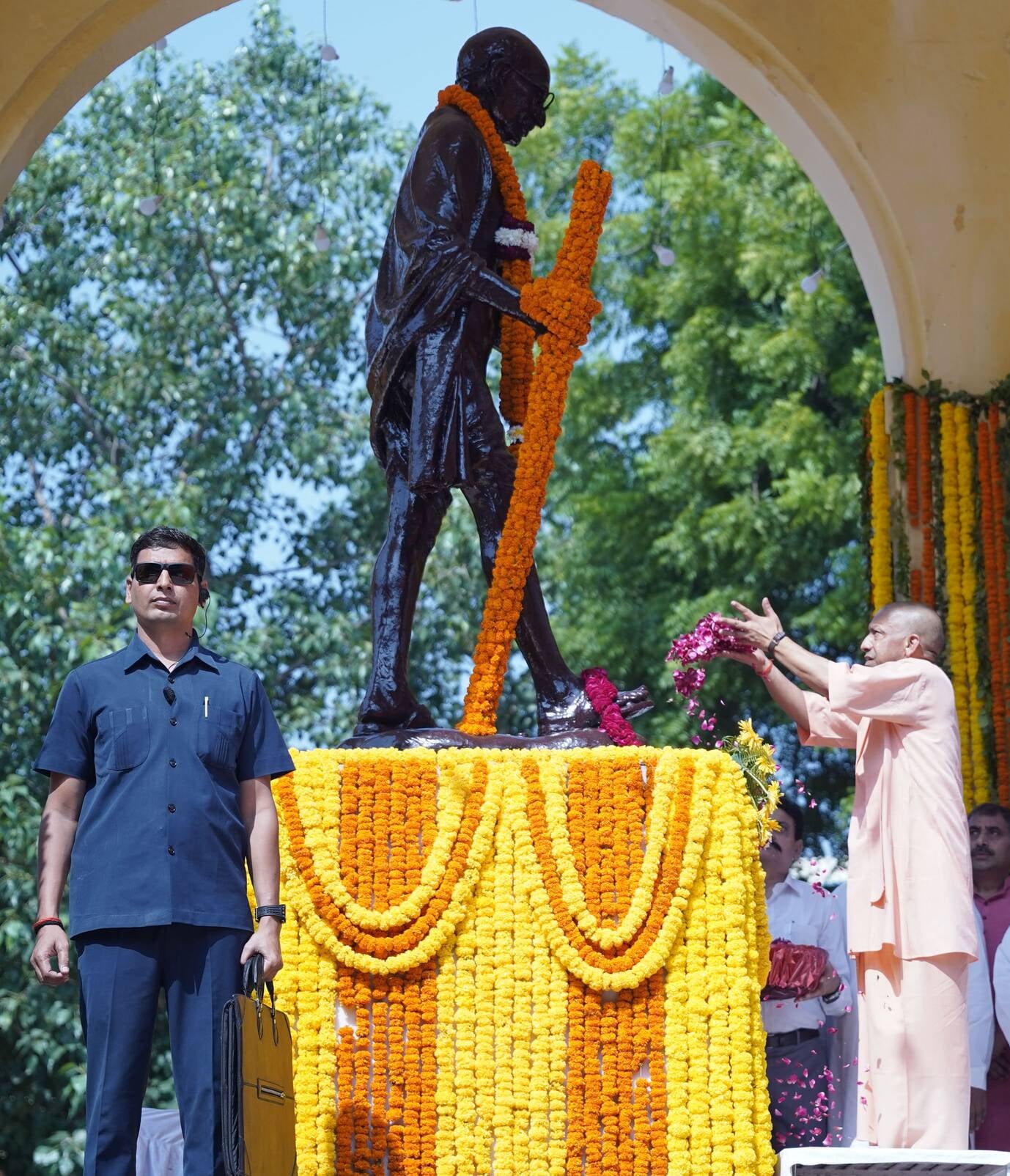 राष्ट्रपिता महात्मा गांधी व पूर्व प्रधानमंत्री लाल बहादुर शास्त्री की जयंती पर जगह-जगह हुए आयोज राष्ट्रपिता महात्मा गांधी व पूर्व प्रधानमंत्री लाल बहादुर शास्त्री की जयंती पर जगह-जगह हुए आयोज