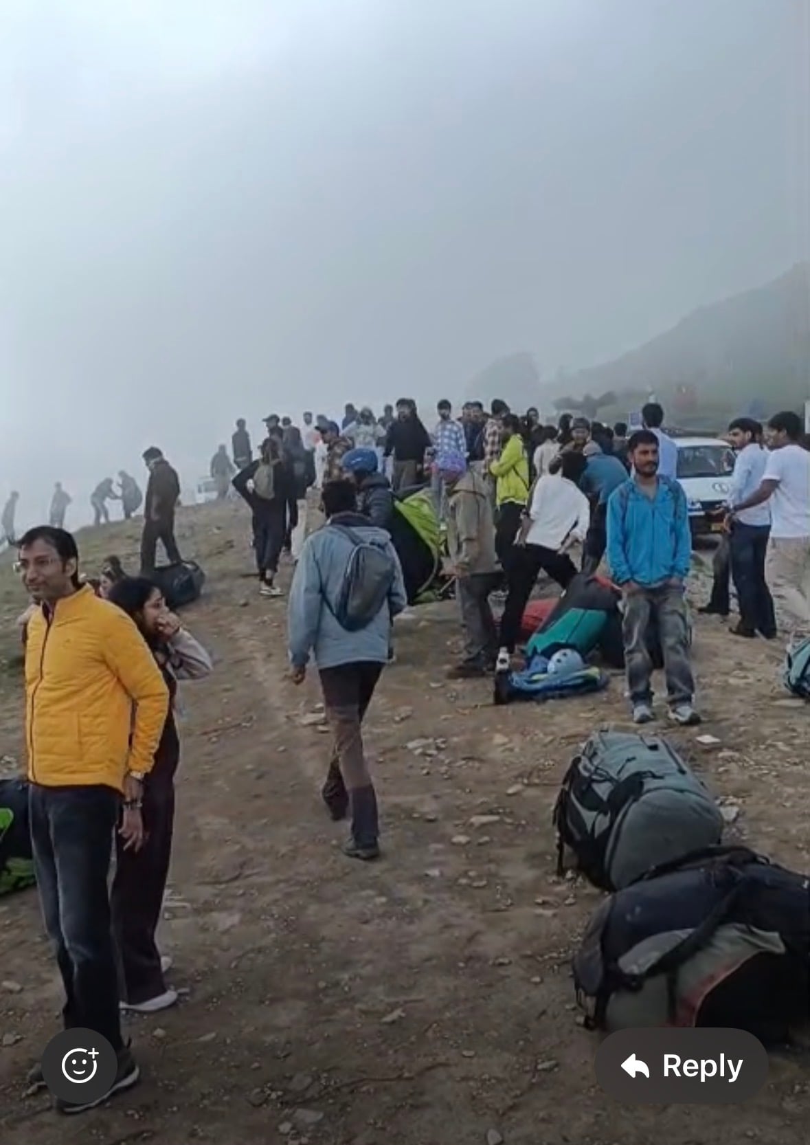 बीड़ बिलिंग घाटी में पर्यटक सीजन के दौरान लगा जाम। -संवाद