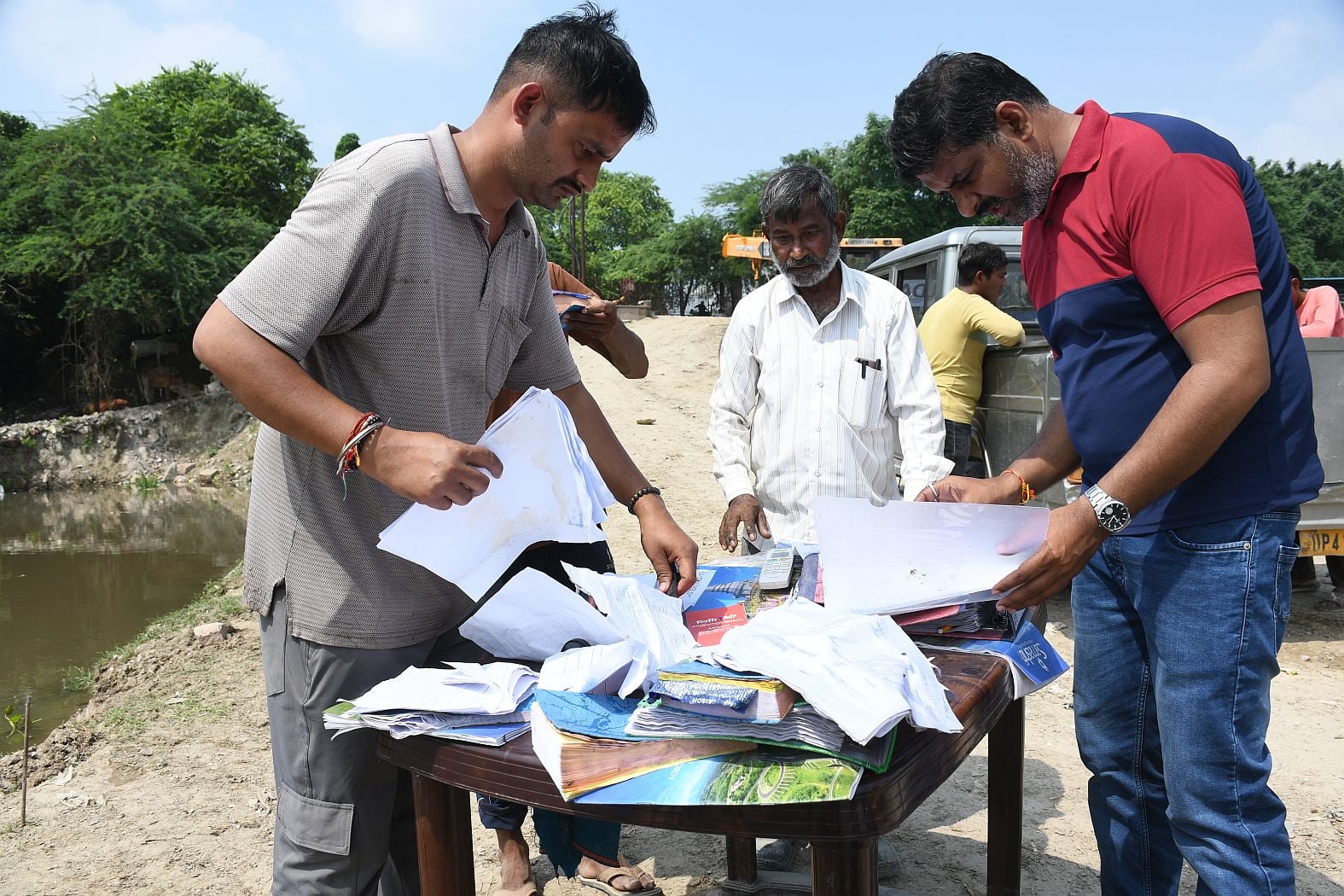 गोमती का जलस्तर शनिवार को बढ़ गया। 