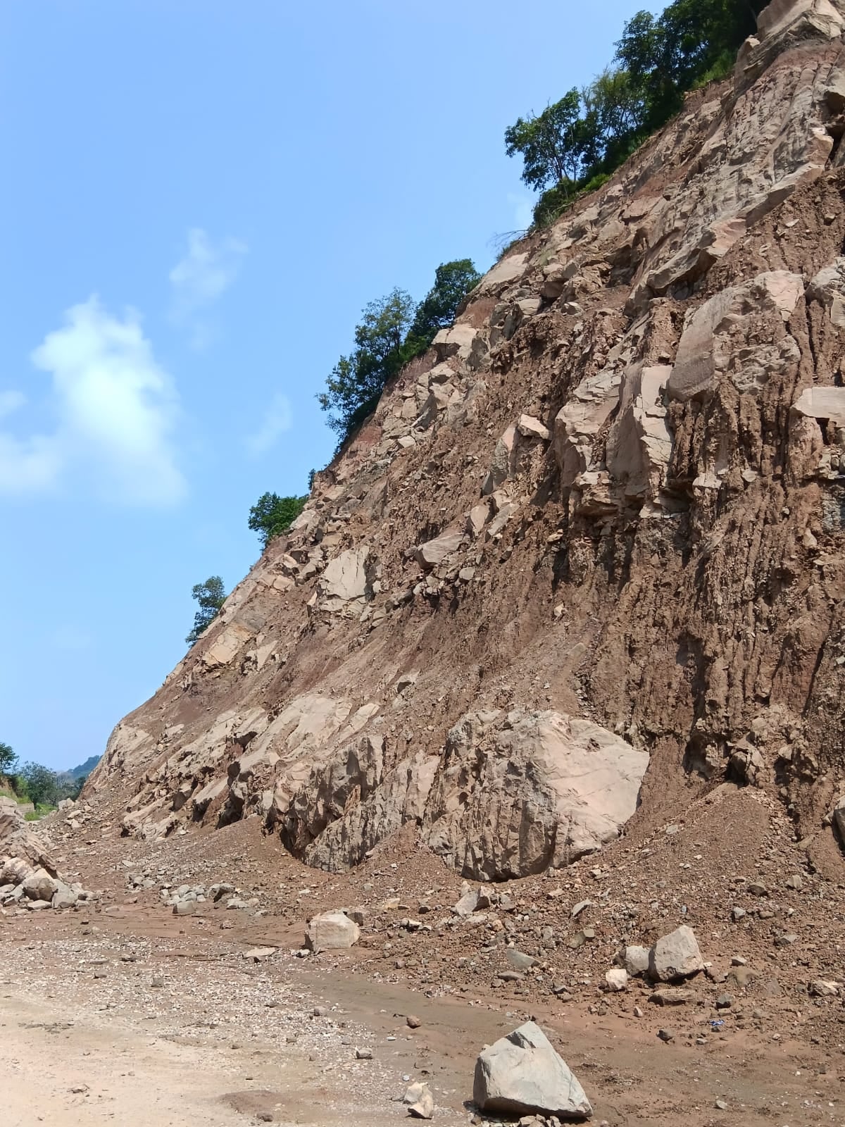 मदनलाल दुकानदार निवासी मसयाणा