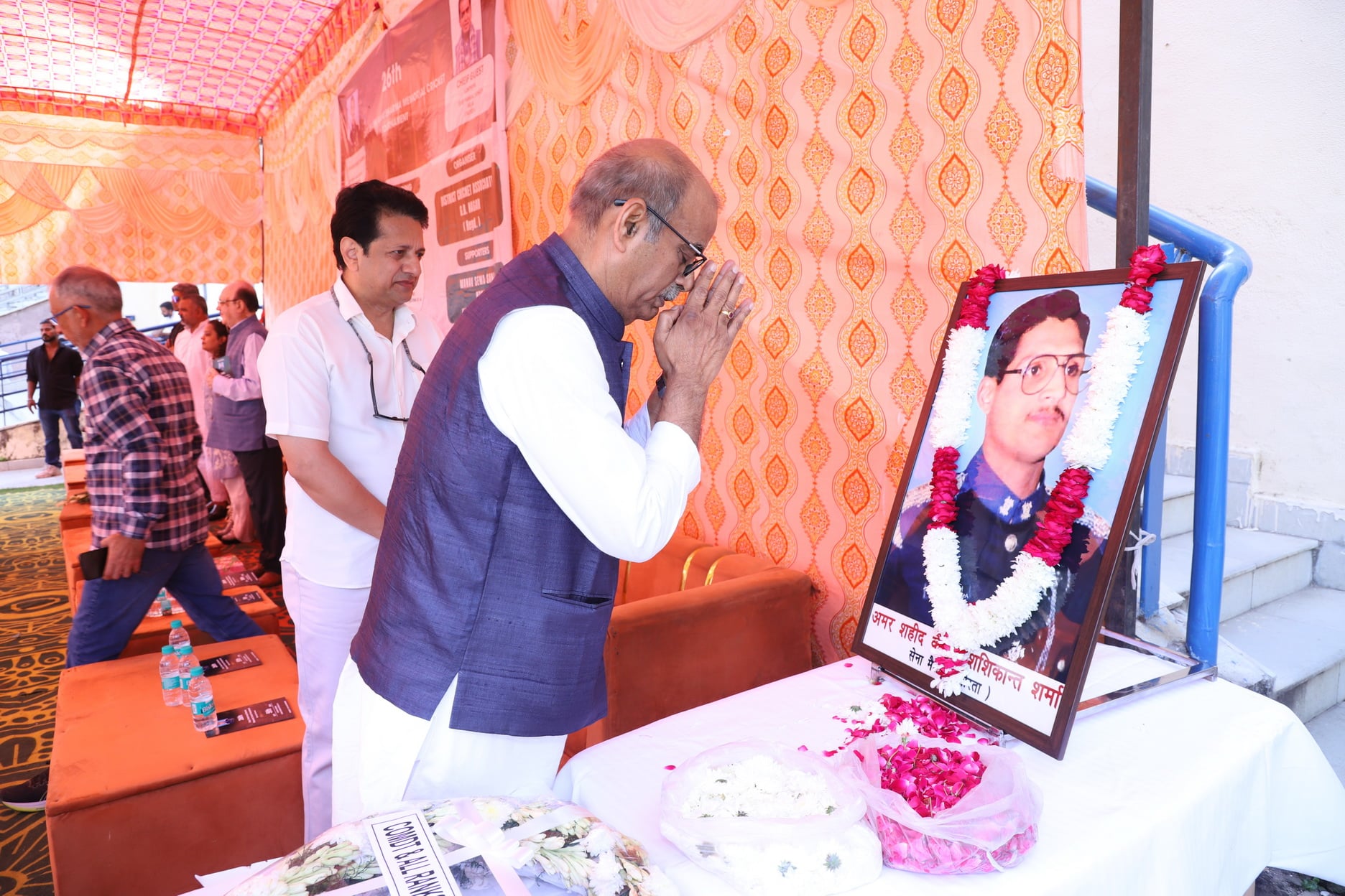 नोएडा स्टेडियम में कैप्टन शशिकांत ममेरियल टूर्नामेंट का शुभारंभ किया गया।