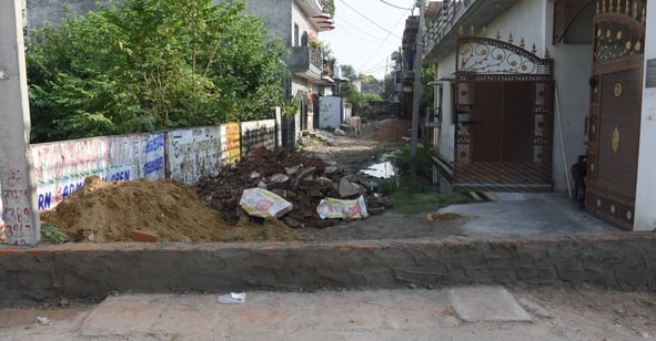 गोमती का बढ़ा जलस्तर। कई इलाकों में बाढ़। गोमती का बढ़ा जलस्तर। कई इलाकों में बाढ़।