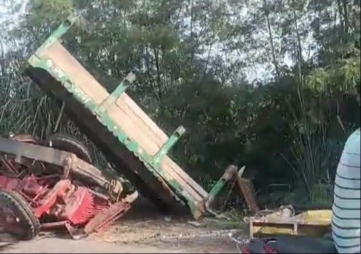 शामली में हादसे में मरे जावेद का फाइल फोटो। स्रोत परिजन शामली में हादसे में मरे जावेद का फाइल फोटो। स्रोत परिजन