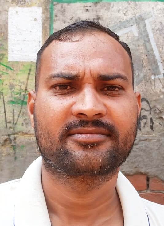 फोटो 02 मुकेश, किसान,स्रोत: संवाद फोटो 02 मुकेश, किसान,स्रोत: संवाद
