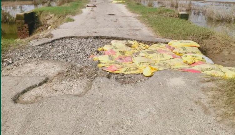 फोटो 32: कटरी क्षेत्र में खेतों में भरा पानी। संवाद