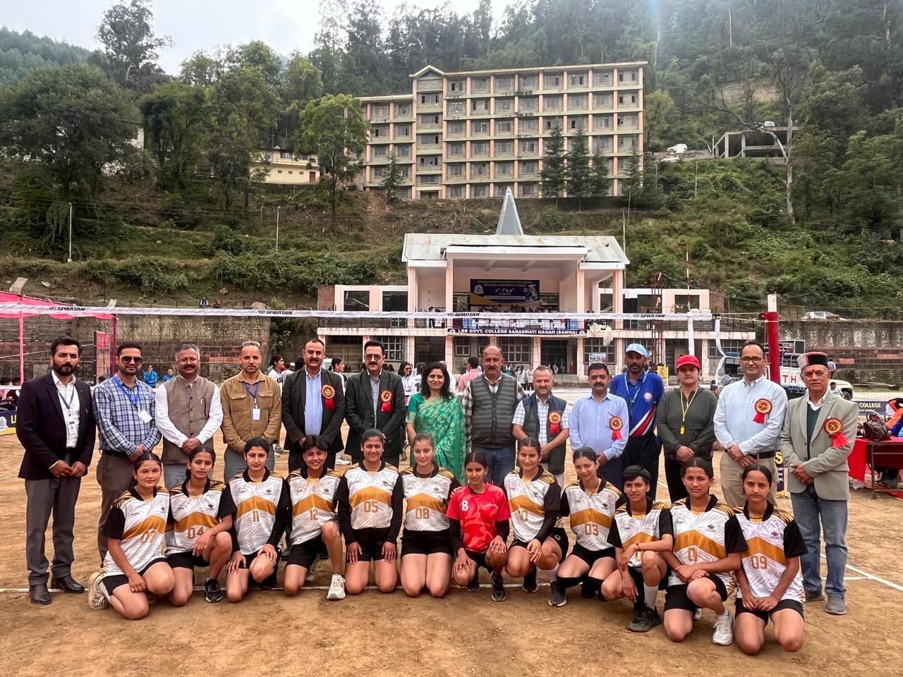 हिमाचल प्रदेश विश्वविद्यालय अंतर महाविद्यालय महिला वॉलीबॉल चैंपियनशिप के दूसरे दिन हिमाचल प्रदेश विश्वविद्यालय अंतर महाविद्यालय महिला वॉलीबॉल चैंपियनशिप के दूसरे दिन