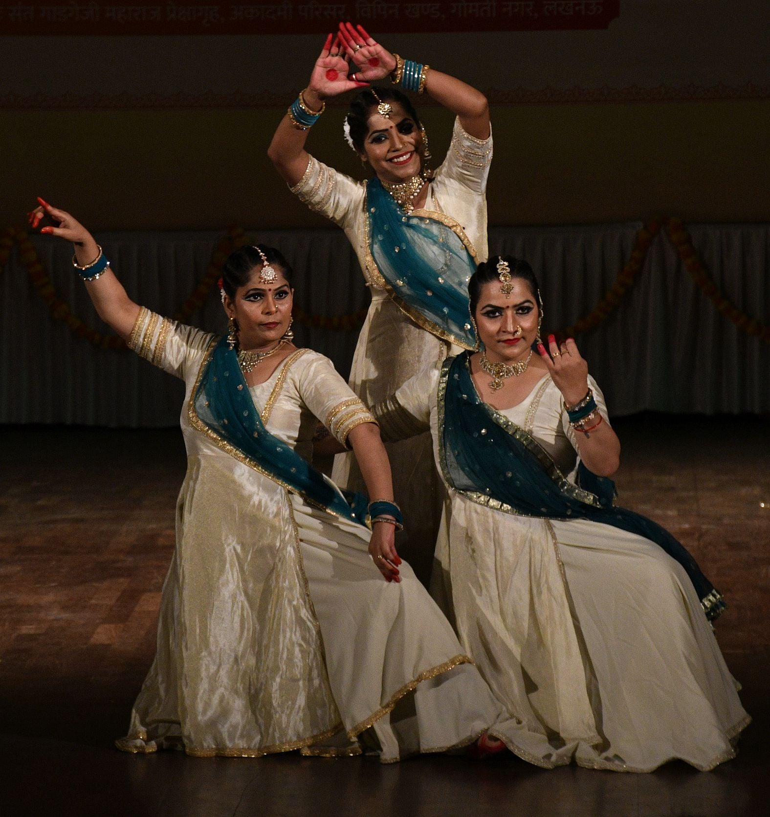कथक और कजरी से सजी अवध की शाम