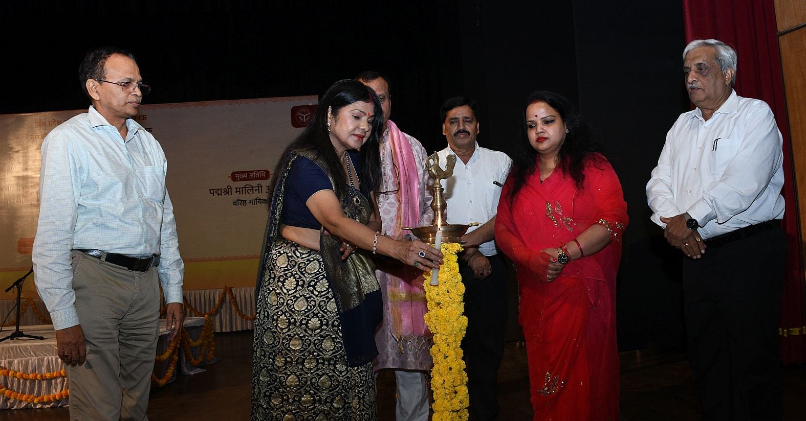 कथक और कजरी से सजी अवध की शाम