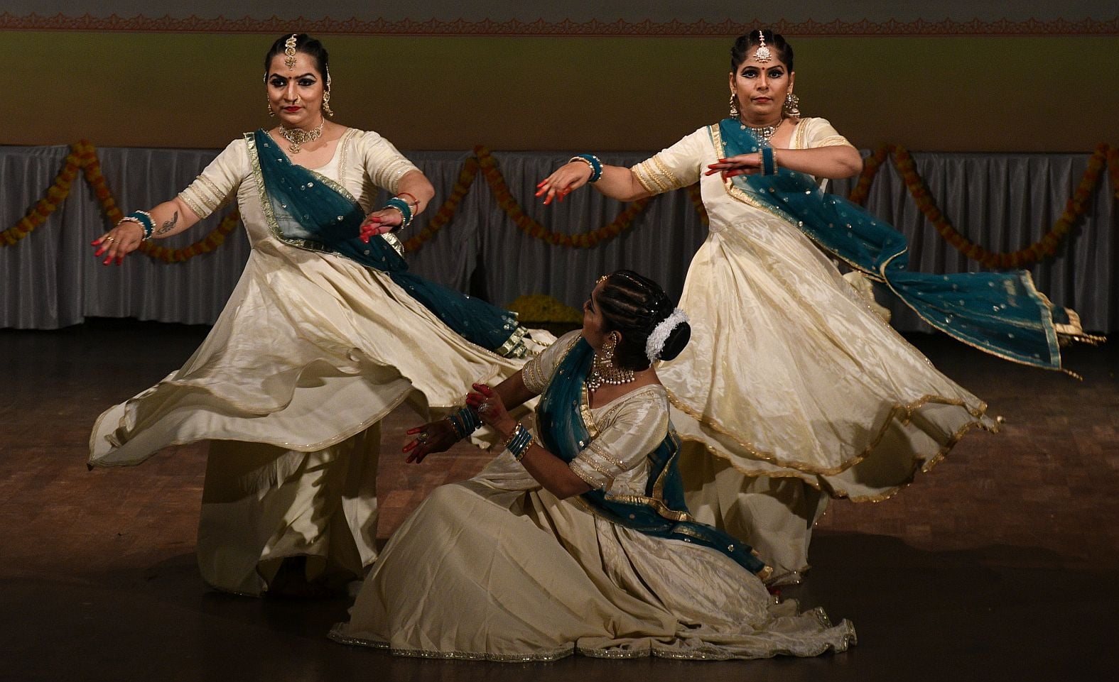 कथक और कजरी से सजी अवध की शाम