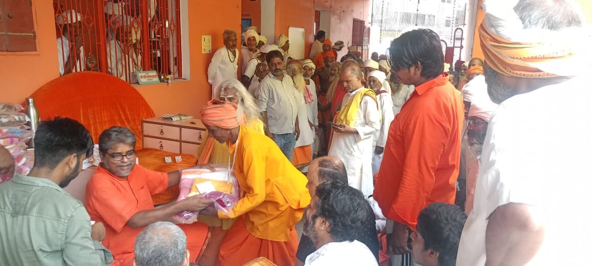 टांडा के मीरानपुरा स्थित उदासीन आश्रम हनुमान मंदिर में मंगलवार को दो दिवसीय गुरुपर्व महोत्सव के