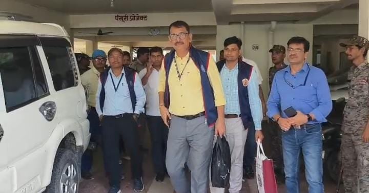आर्थिक अपराध इकाई की कार्रवाई आर्थिक अपराध इकाई की कार्रवाई