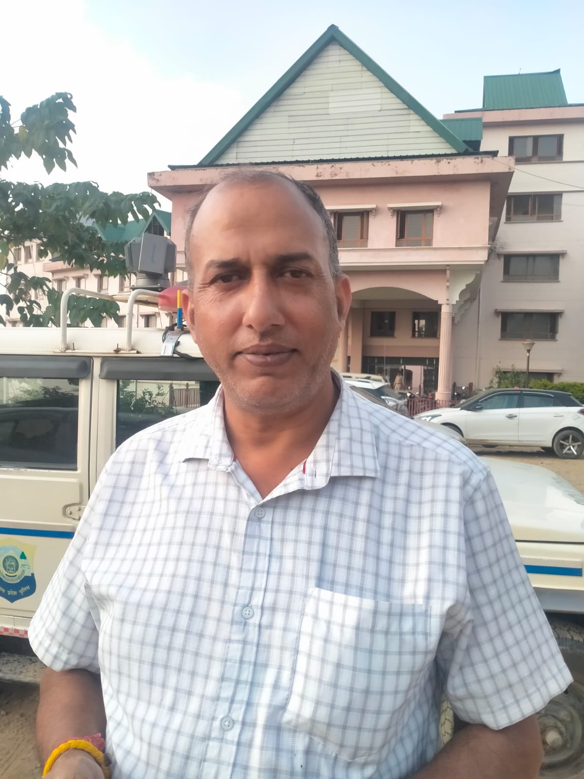 रणवीर ठाकुर, निवासी भोरंज
