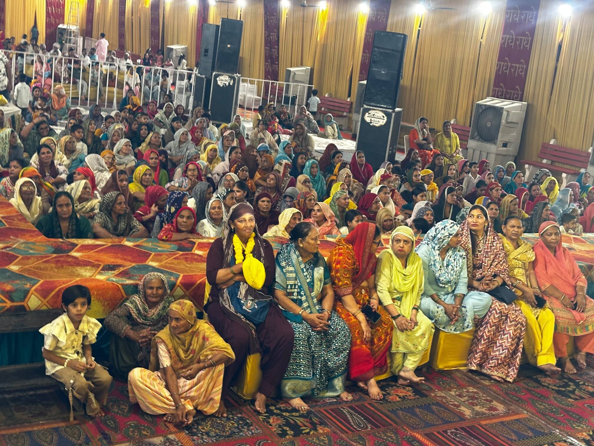 चुलकाना धाम में श्रीमद्भगवद्गीता कथा करते कथावाचक स्वामी रामदास हितैषी। संवाद चुलकाना धाम में श्रीमद्भगवद्गीता कथा करते कथावाचक स्वामी रामदास हितैषी। संवाद