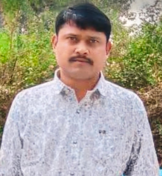 फिर हुआ सड़क हादसा,मैजिक और बाइक की टक्कर युवक की मौत।।