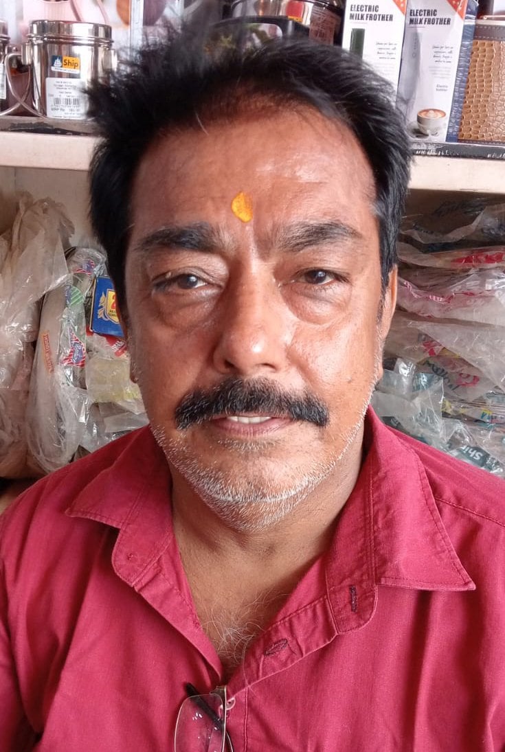 पंजाबी मार्केट में ग्राहक न होने से पसरा सन्नाटा। संवाद पंजाबी मार्केट में ग्राहक न होने से पसरा सन्नाटा। संवाद
