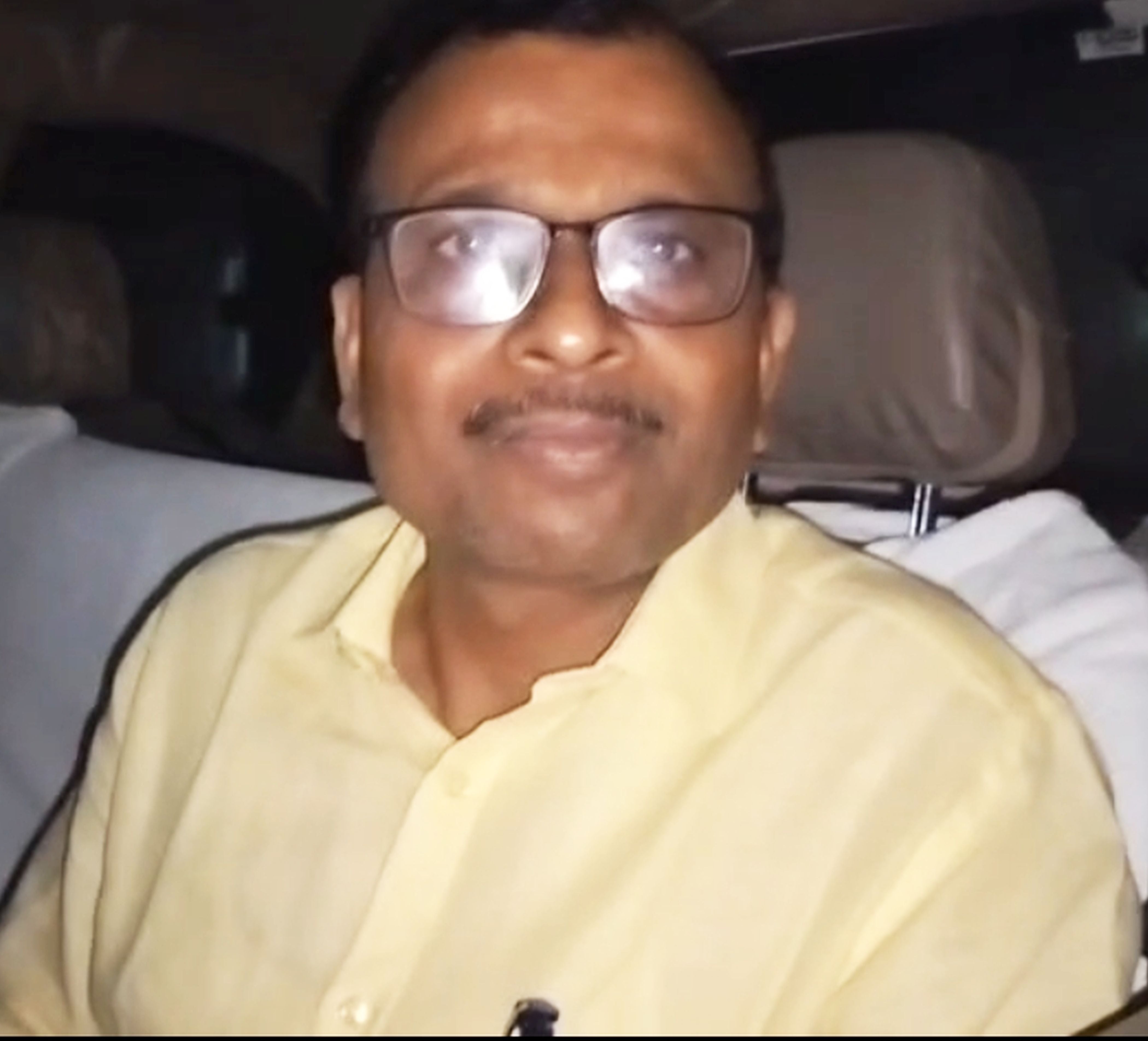फोटो-44-खाद्य सुरक्षा आयुक्त वीरेंद्र कुशवाहा। स्रोत: सोशल मीडिया फोटो-44-खाद्य सुरक्षा आयुक्त वीरेंद्र कुशवाहा। स्रोत: सोशल मीडिया
