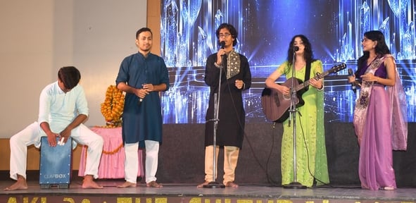 नेशनल पीजी कॉलेज में नेशनल मीडिया फेस्ट में प्रस्तुति देते विद्यार्थी नेशनल पीजी कॉलेज में नेशनल मीडिया फेस्ट में प्रस्तुति देते विद्यार्थी