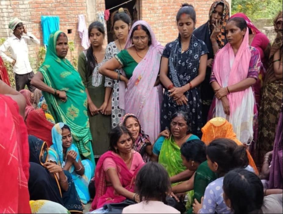 रोटावेटर-मृतक नितेश सरोज