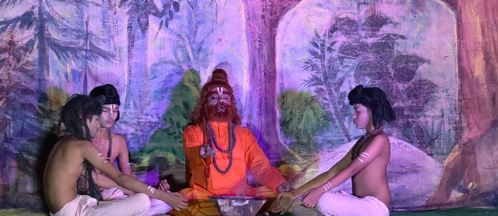 आलमबाग की रेलवे रामलीला में रामावतार की भविष्यवाणी, रावण-वेदवती संवाद और राम-सीता जन्म की लीलाए