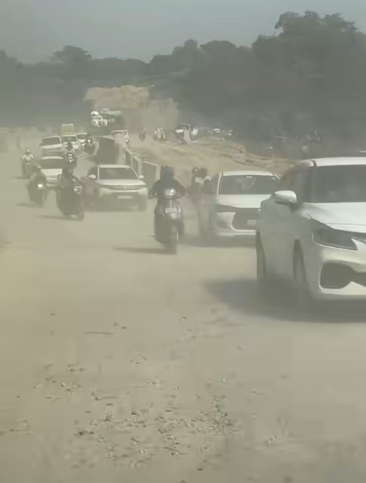 कपिल कुमार, वाहन चालक।