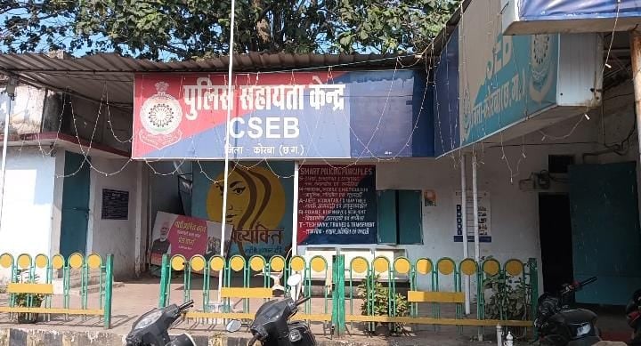 बैग में बंद मिली सड़ी-गली लाश,हत्या कर टुकड़े कर फेंकने की आशंका बैग में बंद मिली सड़ी-गली लाश,हत्या कर टुकड़े कर फेंकने की आशंका