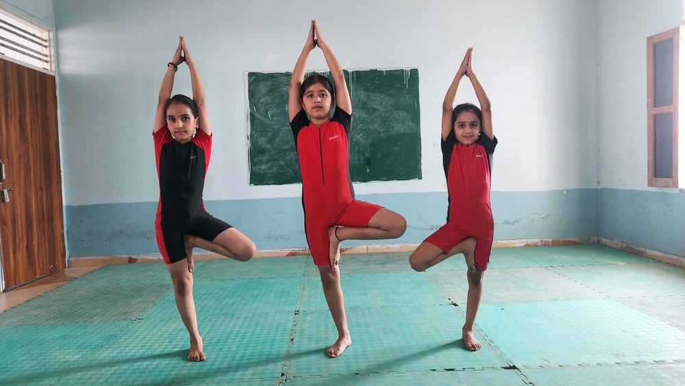 फोटो 4 नरवाना। शतरंज खेलते हुए लड़कियां। संवाद। फोटो 4 नरवाना। शतरंज खेलते हुए लड़कियां। संवाद।
