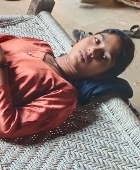 कैलोथा गांव में स्वास्थ्य शिविर लगाकर लोगों का दवाई दी ई। संवाद