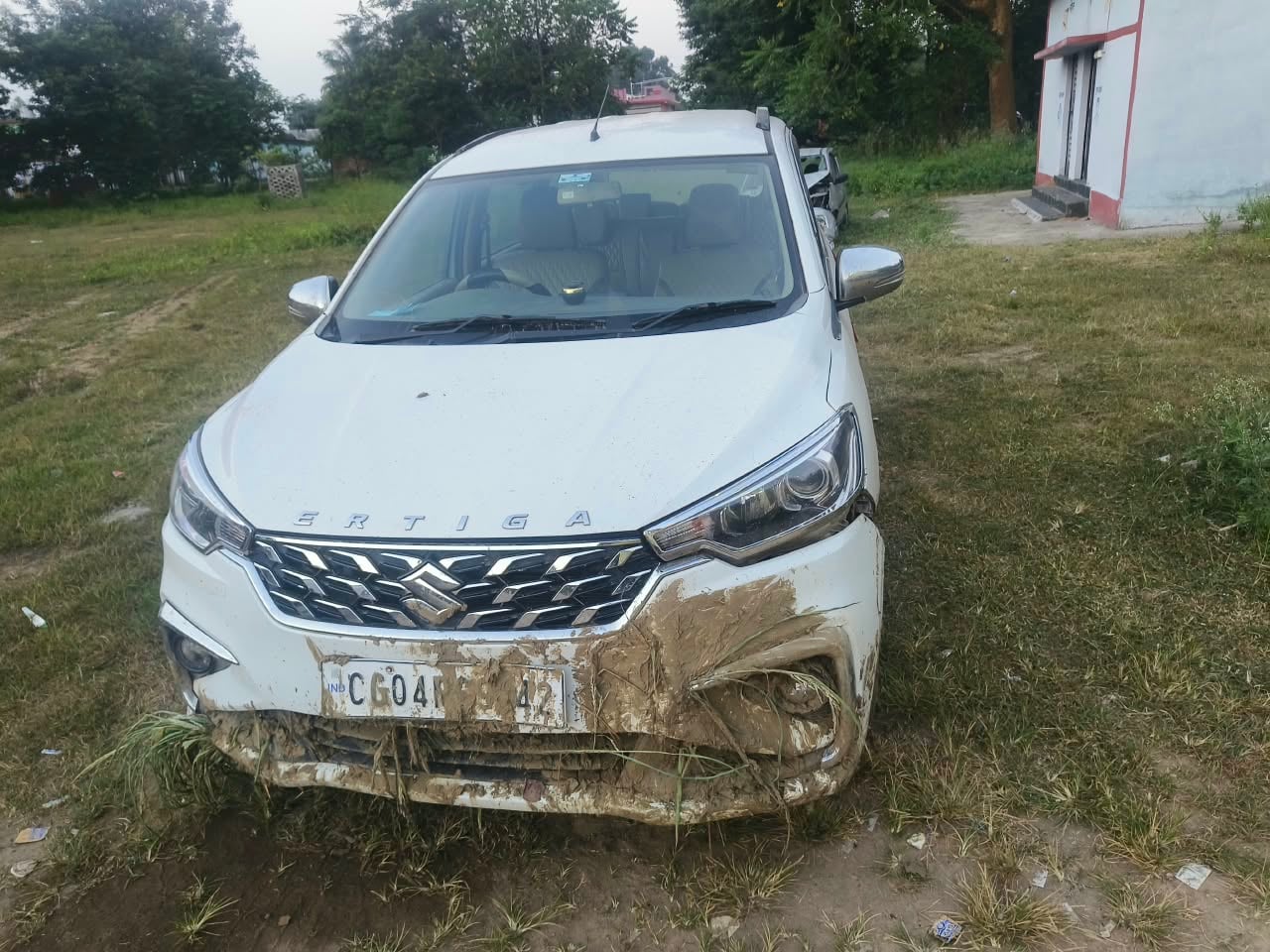 खड़ी गाड़ियों से पहिया चोरी करने वाला गिरोह,मुंशी की गर्दन पर रखी तलवार खड़ी गाड़ियों से पहिया चोरी करने वाला गिरोह,मुंशी की गर्दन पर रखी तलवार