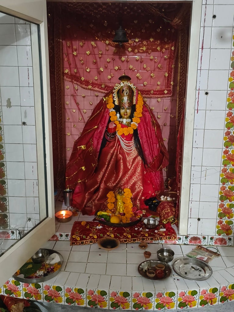 मां ब्रह्मचारिणी की फोटो। संवाद मां ब्रह्मचारिणी की फोटो। संवाद