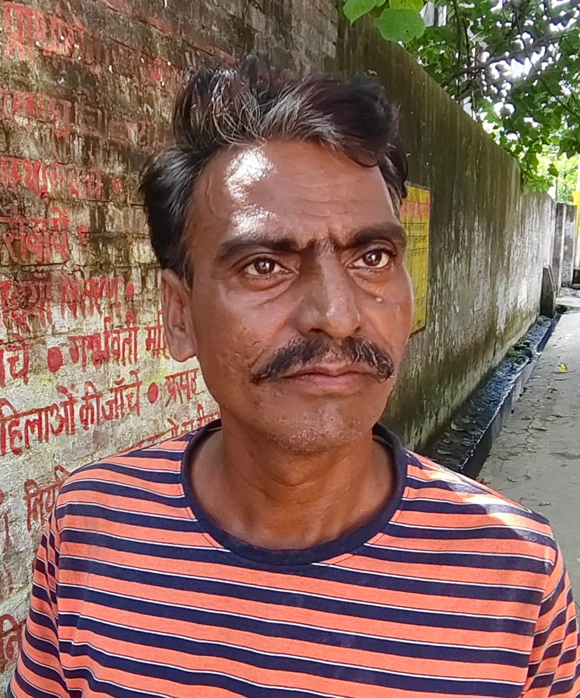 निर्मल नगर स्वास्थ्य केंद्र में पड़ा ताला, इंतजार करते मरीज। संवाद निर्मल नगर स्वास्थ्य केंद्र में पड़ा ताला, इंतजार करते मरीज। संवाद