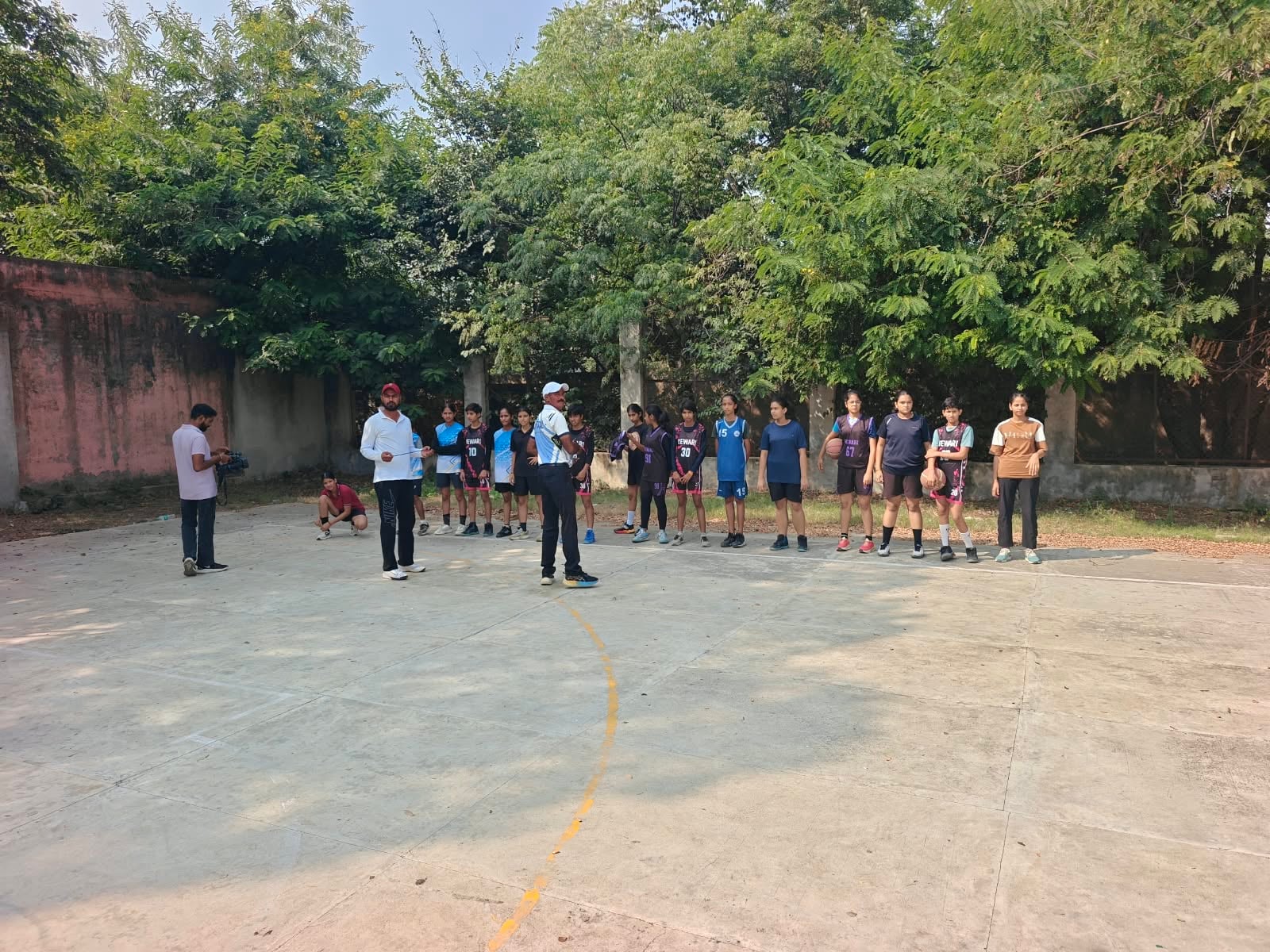 जिला स्तरीय खेल ट्रायल में भाग लेते खिलाड़ी। स्रोत : विभाग जिला स्तरीय खेल ट्रायल में भाग लेते खिलाड़ी। स्रोत : विभाग