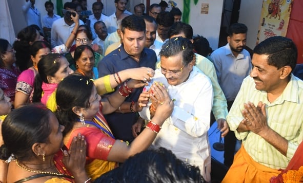 चौक स्थित बड़ी कालीजी मंदिर में दर्शन करने पहुंचे केंद्रीय मंत्री जितेंद्र सिंह व अन्य श्रद्धाल चौक स्थित बड़ी कालीजी मंदिर में दर्शन करने पहुंचे केंद्रीय मंत्री जितेंद्र सिंह व अन्य श्रद्धाल