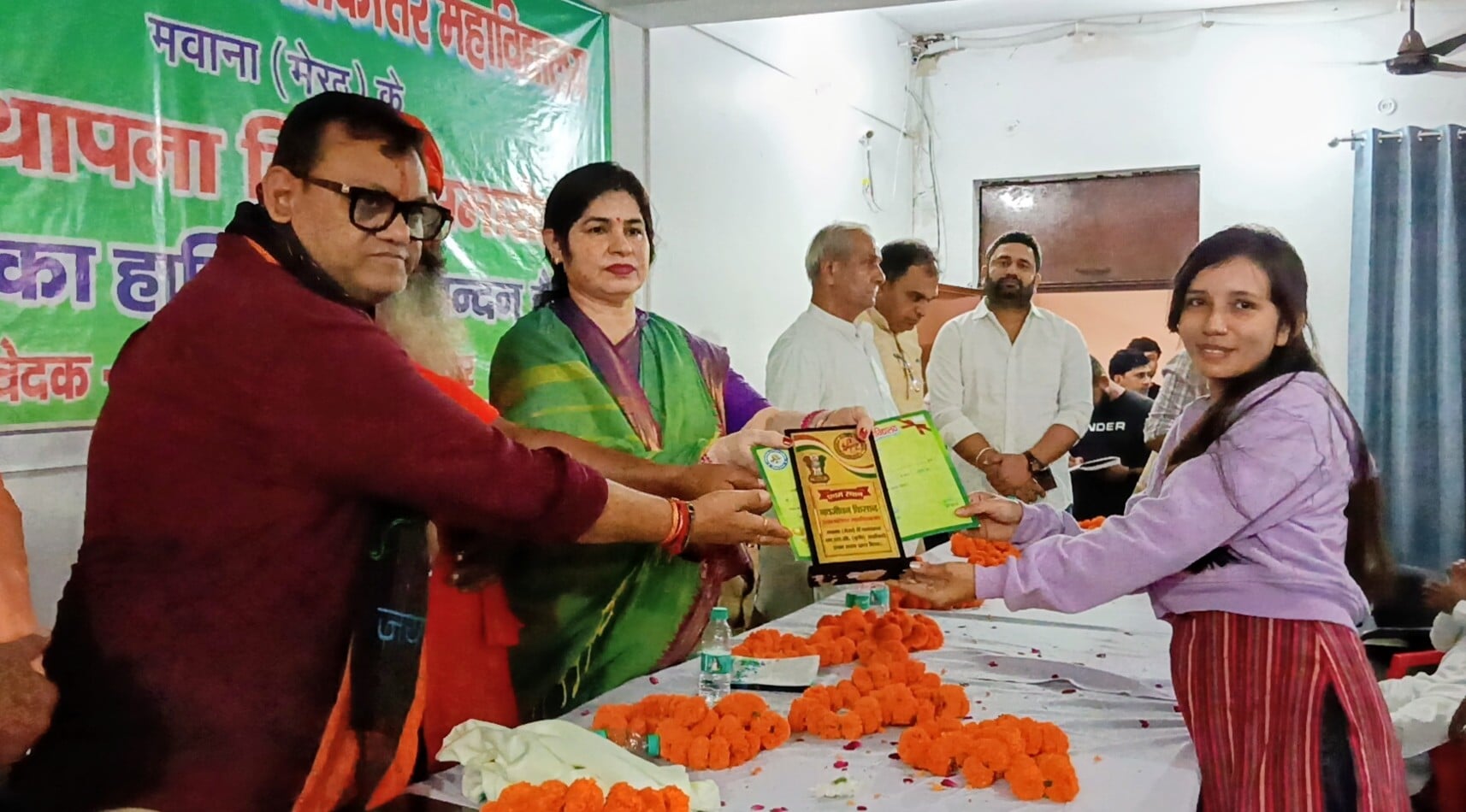 नवजीवन किसान पीजी कॉलेज के स्थापना दिवस के मौके पर संबोधित करते राज्यमंत्री दिनेश खटीक। (मवाना)