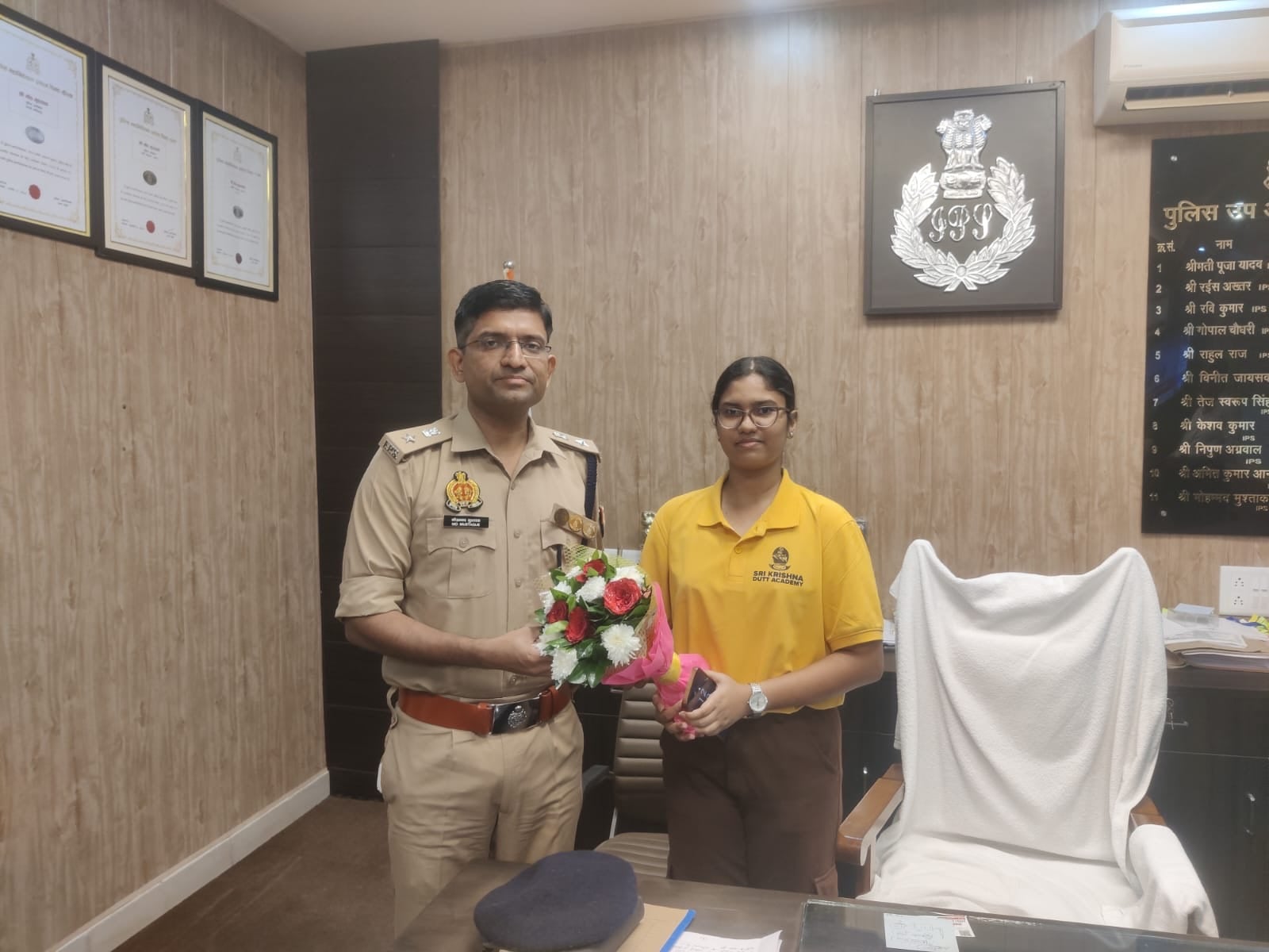 साउथ जोन में 12 छात्राओं ने एक दिन संभाली पुलिस अधिकारियों की जिम्मेदारी। साउथ जोन में 12 छात्राओं ने एक दिन संभाली पुलिस अधिकारियों की जिम्मेदारी।
