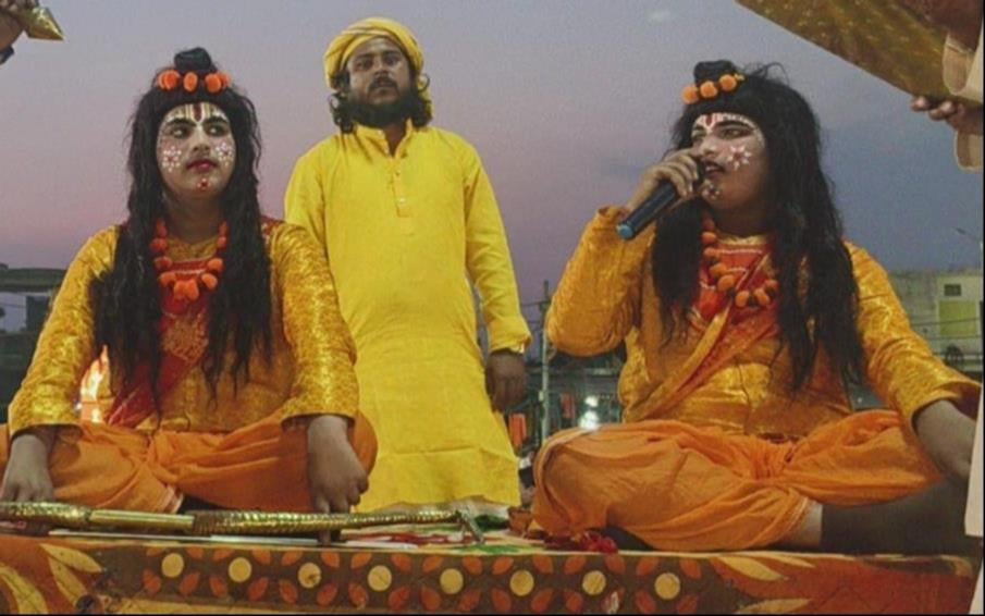 रामलीला का मंचन करते कलाकार। संवाद रामलीला का मंचन करते कलाकार। संवाद