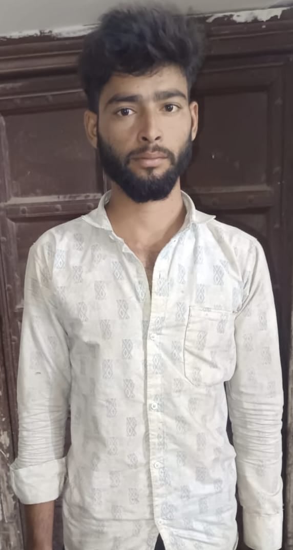 चोरी के आरोपी चोरी के आरोपी