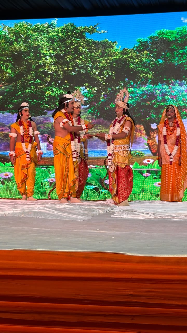 कृतिका गुजराती लुक वाली खबर के लिए कृतिका गुजराती लुक वाली खबर के लिए