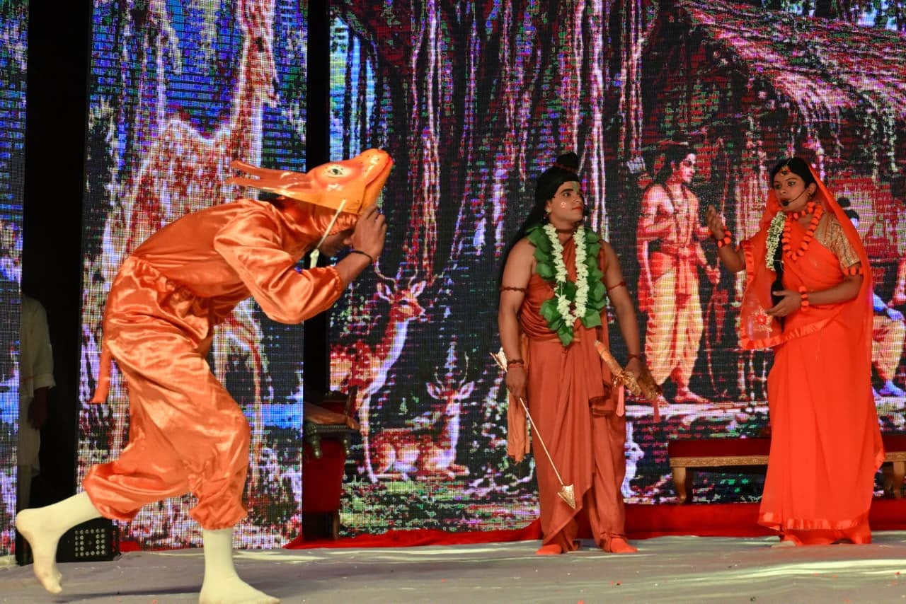 कृतिका गुजराती लुक वाली खबर के लिए कृतिका गुजराती लुक वाली खबर के लिए