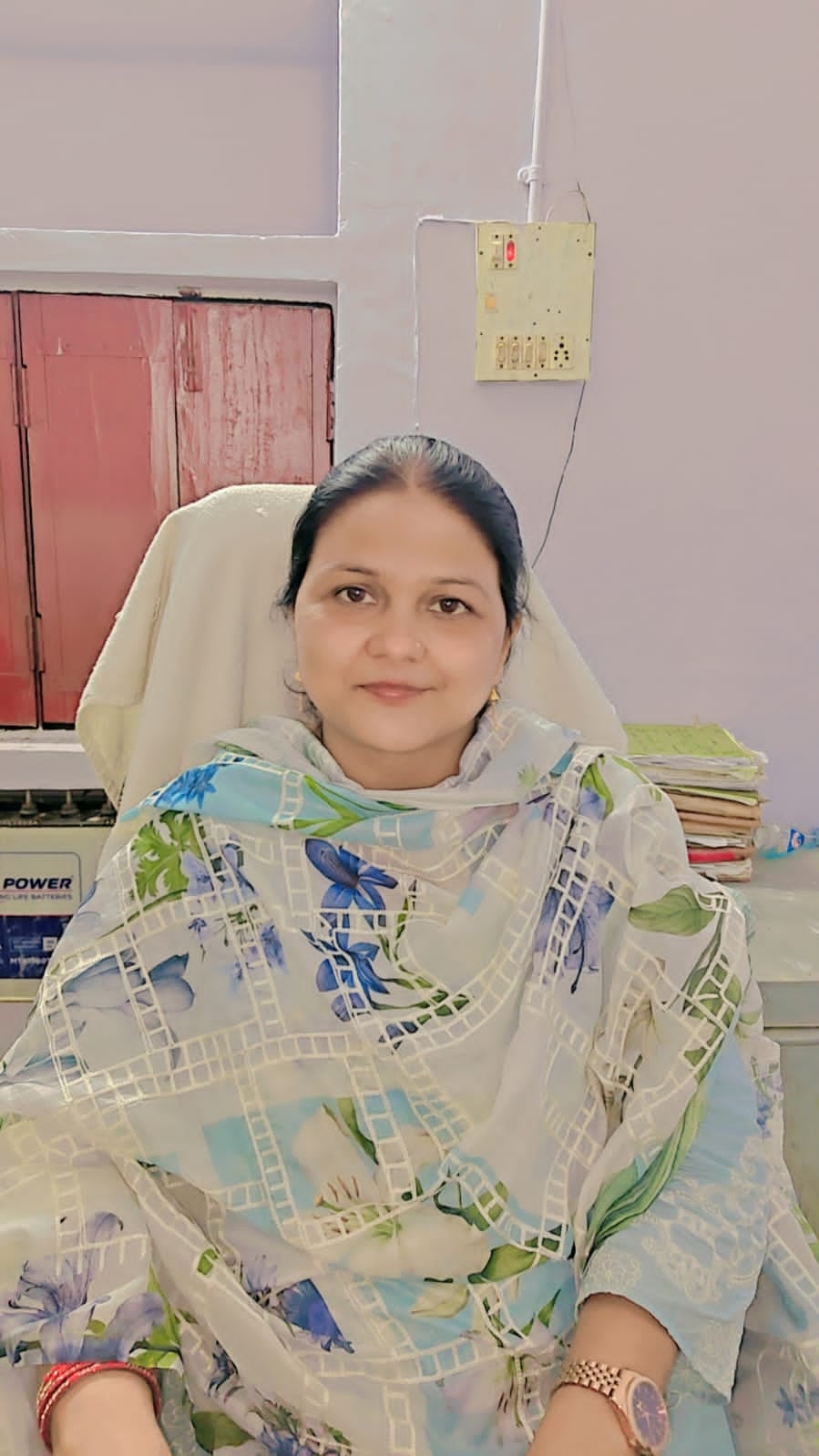 सुमन कुशवाहा, प्रधानाध्यापिका