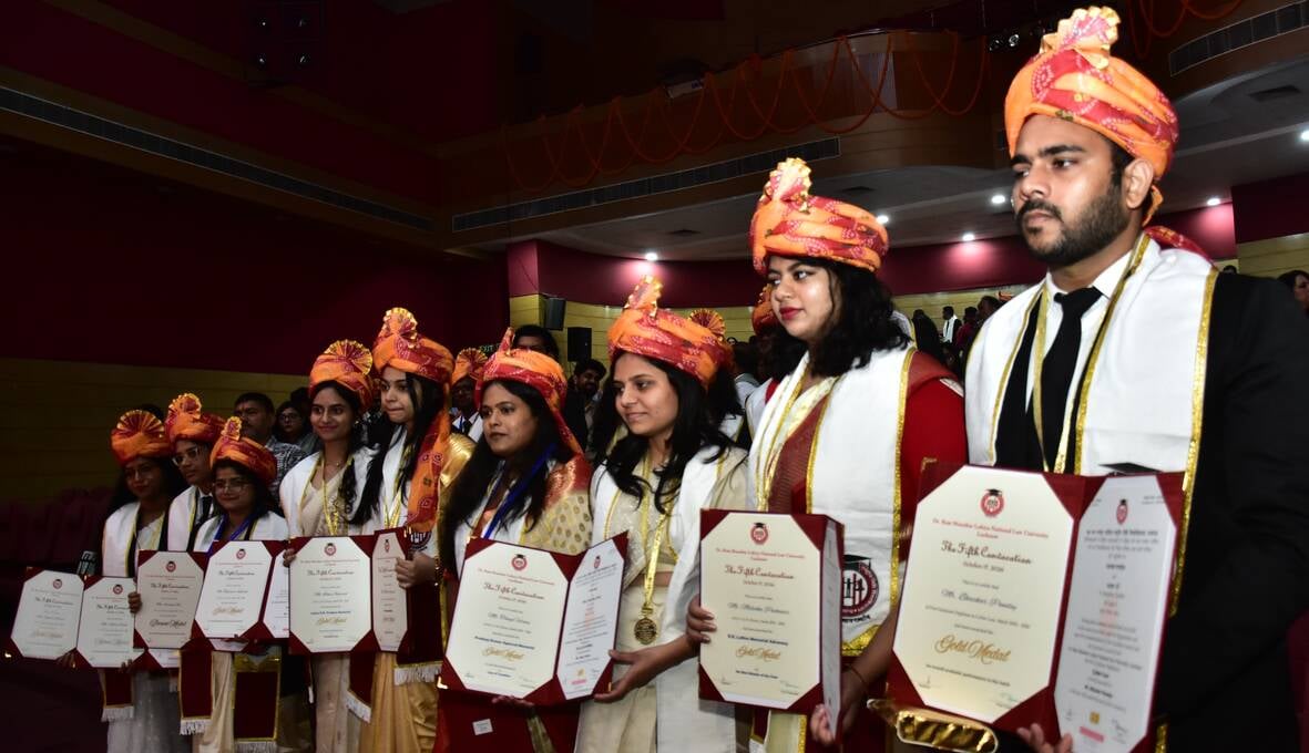 डॉ. राम मनोहर लोहिया राष्ट्रीय विधि विश्वविद्यालय में शामिल हुए मुख्यमंत्री योगी आदित्यनाथ, सर्