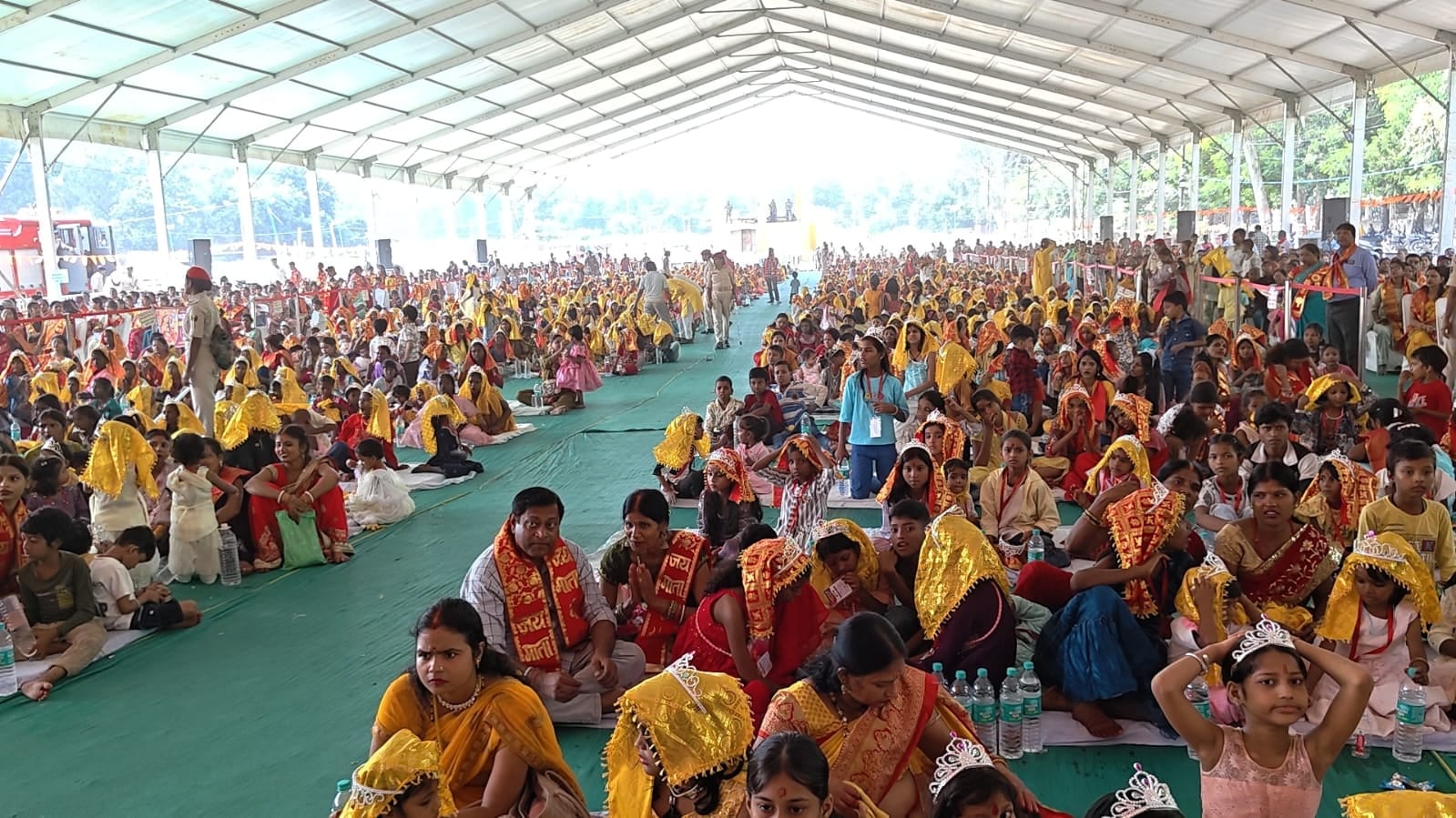 गयाजी के गांधी मैदान में सेवा भारती के नेतृत्व में आयोजित महोत्सव में 2100 कन्याओं का सामूहिक प गयाजी के गांधी मैदान में सेवा भारती के नेतृत्व में आयोजित महोत्सव में 2100 कन्याओं का सामूहिक प