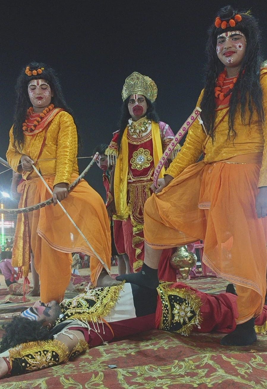 खरगूपुर व करनैलगंज में रामलीला का मंचन करते कलाकार। संवाद