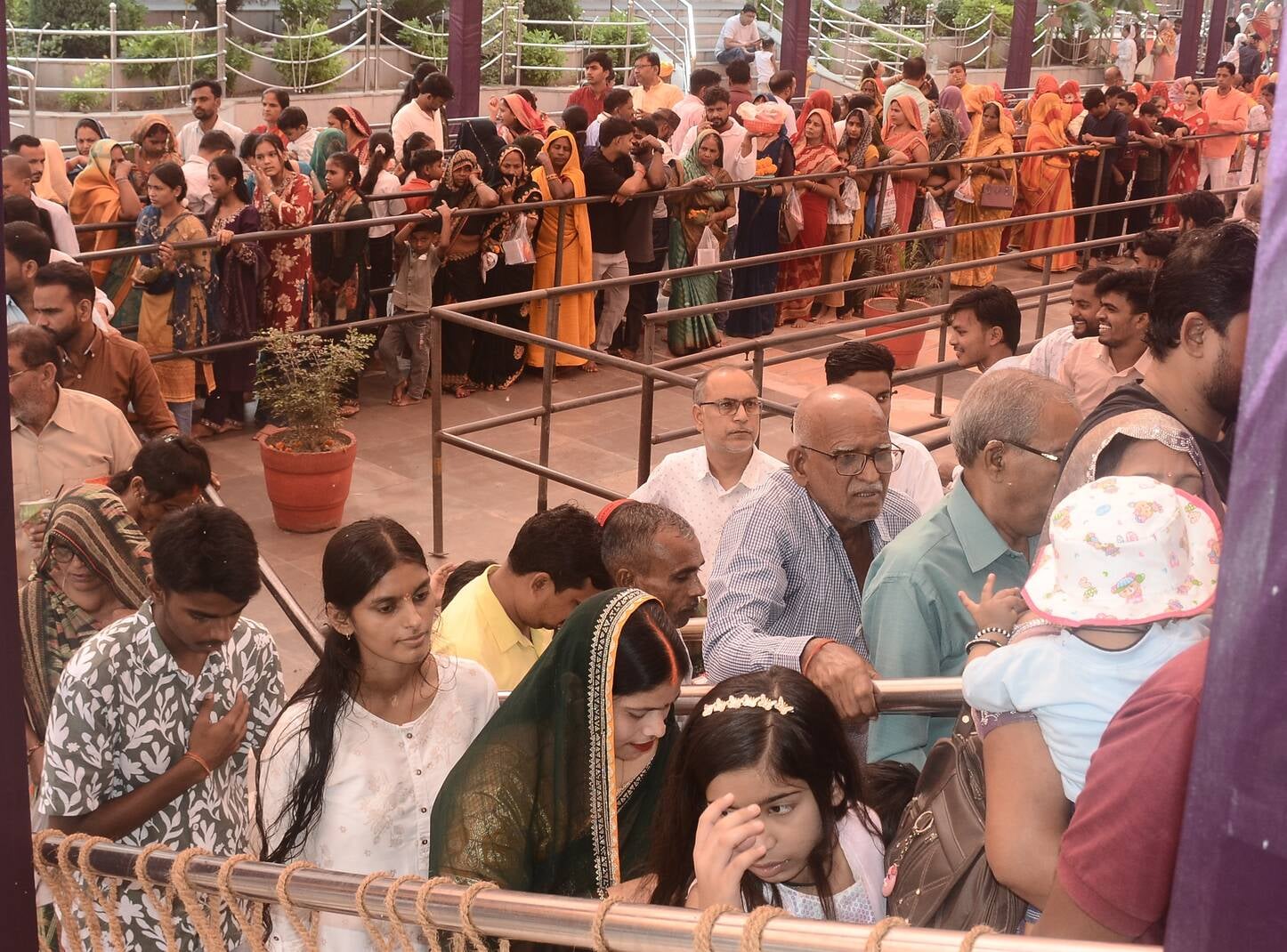 मानिकपुर स्थित धाम में मां ज्वाला देवी की दिव्या प्रतिमा। संवाद मानिकपुर स्थित धाम में मां ज्वाला देवी की दिव्या प्रतिमा। संवाद