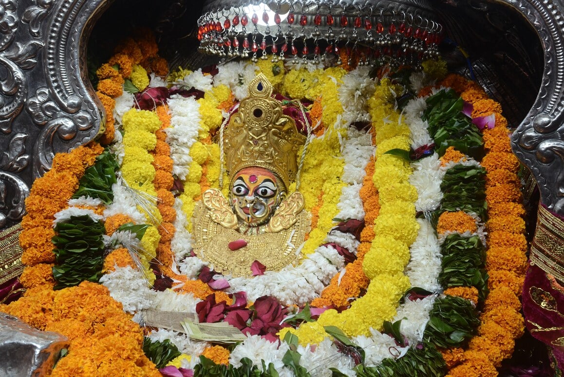 मानिकपुर स्थित धाम में मां ज्वाला देवी की दिव्या प्रतिमा। संवाद मानिकपुर स्थित धाम में मां ज्वाला देवी की दिव्या प्रतिमा। संवाद