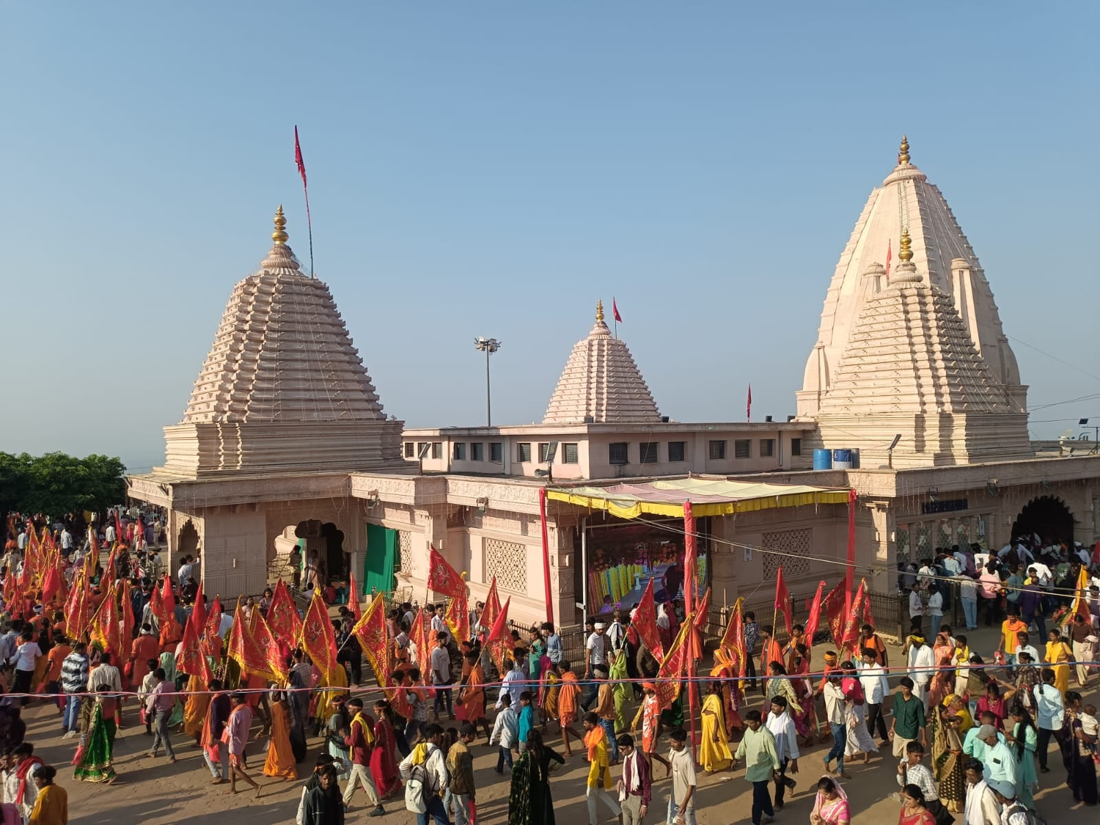 आस्था, विश्वास और परंपरा का प्रतीक बना सलकनपुर धाम